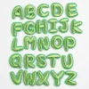Patches bordados coloridos de letras transfronteiriços, patches para reparo de furos em roupas, decoração DIY para mochilas, 26 patches de letras em inglês