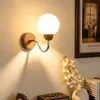 Lámpara de Pared Retro Americana Lámpara de Mesita de Noche para Dormitorio 2026 Modelo Nuevo Fondo Color Nogal Lámpara de Pared Iluminación Zhongshan 731L