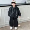 Conjunto de 3 Peças Colete de Couro Xadrez para Meninos Primavera e Outono Estilo Coreano Conjunto Fresco Estiloso Infantil Roupas de Bebê Comércio Exterior