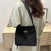 Bolsa de Ombro Simples de Pelúcia Outono e Inverno Nova Versátil Estilosa Tote Grande Capacidade Comutadora Portátil Bolsa de Axila