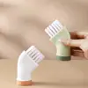 Cepillo de limpieza creativo que se puede acoplar a una botella de agua mineral, doble uso para húmedo y seco, cepillo para el hogar sin rincones muertos ni grietas
