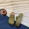 Mules de mujer tipo Birkenstock retro, nuevo modelo otoño 2026, mules frosted de punta cerrada, pantuflas planas casuales sin cordones para uso exterior