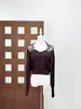 Design de Nicho Estilo Shen Jie 26Ss Tricô Reversível com Decote V, Renda com Corrente Bordada, e Saia Longa