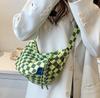 Bolsa Francesa Design Nicho Feminino 2022 Nova Textura Elegante Saco Peito Saco Casual Crossbody Bag