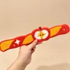 Dulces accesorios para el cabello de otoño e invierno para mujer, con un diseño de caricatura y un estilo divertido y juguetón, con una nueva colección 2026 de lindos pasadores para el cabello para niños