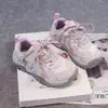 Zapatos Casuales Transpirables de Malla para Niñas 2026 Primavera/Otoño Nuevos Zapatos Deportivos Cómodos de Suela Suave para Niños Pequeños, Medianos y Grandes