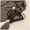 Bolsa de Bowling de Mano de Moda Coreana de Alto Valor Nicho Verano 2026 Nueva Bolso Cruzado de Hombro Casual Retro