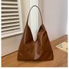 Bolsa de ombro feminina outono e inverno casual couro macio bolsa de viagem 2024 nova moda all-match vintage bolsa tote bolsa balde