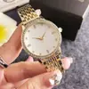 Relógio Casual Simples Masculino Moda Conjunto de Casal Liga de Zinco Diamante Negócios Masculino e Feminino Quartzo Relógio Feminino Atacado