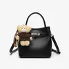Bolsa de Mão Simples Transfronteiriça para Primavera e Verão Pequena Bolsa Tote para Mulheres 2026 Novo Estilo Bolsa Saco com Padrão de Lichia Versátil Bolsa de Ombro Transversal