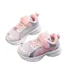 Nuevos zapatos deportivos para niños, invierno, cuero impermeable, forro polar, cálidos, adecuados para niños y niñas, niños pequeños y niños pequeños, zapatos para correr y casuales