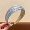 Diadema de satén con lunares estilo coreano de ala ancha para mujer, nuevo modelo 2026, pinza para el pelo de copete alto para uso diario, diadema y accesorio para el cabello
