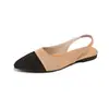 Sandalias planas de talla grande de diseño transfronterizo, nueva colección de verano 2026, diseño de patchwork de tela, punta fina, sandalias de tacón abierto para mujer