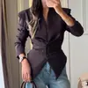 Roupas Femininas Transfronteiriças Europeias e Americanas 2026 Novo Blazer de Terno Pequeno Assimétrico Emagrecedor Manga Longa Moda Temperamento Top