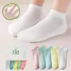 Meias infantis meninas Zhuji meias esportivas brancas atacado primavera e outono meias absorventes de suor meninos e estudantes meias brancas