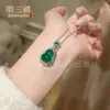 Colar Verde Imperial, Colar de Cabacinha Estilo Chinês, Calcedônia Natural Totalmente Verde, Comparável a Pingente de Colar de Ágata Verde Jade
