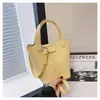 Bolsa de Mão Estilo Coreano Nicho Couro PU Macio Bolsa Saco para Mulheres Verão 2025 Nova Bolsa de Ombro Casual Bolsa Transversal