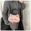 Nuevo Bolso de Mano Cruzado para Hombro de Niña, Compacto y Exquisito, Moda Versátil, Tendencia, Estilo Simple de Alta Gama, Temática de Gato Lindo