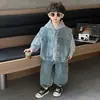Conjunto de Três Peças Xadrez Jeans para Meninos Primavera e Outono Estilo Coreano Lindo Tendência Cool Conjunto de Roupas para Crianças Pequenas Comércio Exterior