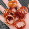 Anel de Ágata de Seda Vermelha Gelo Ágata Negra Anel Largo de Jade Estilo Igual para Homens e Mulheres Anel de Corrida