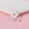 Nuevos pendientes de flor de cinco pétalos totalmente de diamantes, flor diagonal, aceite, copo de nieve, accesorios de joyería DIY, carcasa de teléfono móvil, material de perforación para pegar, venta al por mayor