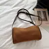Bolsa Cilindro Estilo Coreano Nova Outono 2026 Bolsa Transversal Cor Sólida de Alta Qualidade Bolsa Casual para Trabalho e Deslocamento Ombro Axila