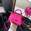 Bolso de Mano Simple y Elegante de Color Sólido Nuevo Otoño Temprano 2026 Versátil Estilo Ins Pequeño Cuadrado de Hombro Cruzado Versión Coreana para Mujeres