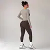 Nuevo conjunto de tres piezas de fitness para mujer, ajustado, muy elástico, secado rápido, leggings de capa base, ropa para Pilates yoga