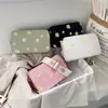 Bolso Cruzado Estilo Coreano Transfronterizo para Mujer, Moderno y Versátil, Bolso Cuadrado Pequeño Fresco con Correa Ancha, Bolso de Hombro Nuevo de Moda con Margarita