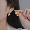 2026 Novos Brincos de Tarraxa Flor de Lírio Dourado Escovado Frescos e Elegantes Brincos de Gota de Água com Strass de Acabamento Pesado Vintage para Mulheres