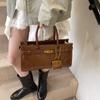Bolsa de Mão de Couro com Cera para Moda de Nicho 2026 Outono Nova Vintage Casual Bolsa de Ombro Texturizada Bolsa Tote para Mulheres