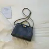 Bolso de Mano Simple de Gran Capacidad para Mujer 2026 Nuevo Moda Europea y Americana Bolso de Hombro Texturizado para el Trabajo y los Viajes Diarios Bolso Cruzado