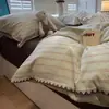 Temporada de Regreso a Clases Juego de Cuatro Piezas de Algodón Lavado con Bordes de Concha, Juego de Tres Piezas Simple de Raya y Cuadros para Dormitorio Estudiantil, Sábana, Funda de Edredón, Cama