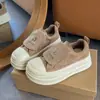 Sapatos Casuais Songgao de Sola Grossa para Aumentar a Altura Femininos 2026 Primavera/Outono Novos Estilo Coreano Bico Redondo Modernos Versáteis Confortáveis Tênis de Skate para Estudantes