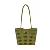 Bolsa de Ombro Cesta Tecida Vazada em Couro Macio Estilo Coreano para Mulheres, Bolsa de Mão Tote de Ombro Elegante de Nicho para Férias
