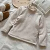 [En Stock] Camiseta Base Forrada de Felpa para Niñas Camiseta de Manga Larga con Cuello Alto Medio para Niños Elegante Top de Tres Capas Acolchado de Algodón para Niñas