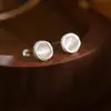 Brincos Redondos Simples de Prata Pura S999 para Mulheres, Pequenos e Delicados, Brincos de Luxo com Design de Nicho, Brincos para o Dia a Dia, Dropshipping