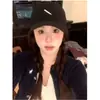 Gorra de Béisbol Bordada Roja Simple de Alta Calidad para Mujeres con Circunferencia de Cabeza Grande, Sombrero Profundo Grande, Visera Ancha, Corona Profunda