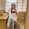 Óculos de Sol Estilo Americano Doces e Descolados e Camiseta Branca de Manga Curta com Estampa de Cachorro para Mulheres, Top Solto e Versátil de Algodão Puro Pesado para o Verão