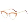 Nuevo Marco de Gafas Estilo Ojo de Gato Europeo y Americano Gafas de Lectura Diarias Elegantes Personalizadas para Mujer, Gafas sin Graduación Anti-Luz Azul