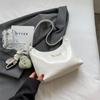 Bolso de diseño de nicho de textura popular de este año 2023, nuevo bolso de mujer, bolso de mensajero combinable, bolso de hombro de moda debajo del brazo