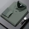 Camiseta de Manga Longa de Outono para Homens, Estilo Pai, Falsa Peça Dupla, Novo Casual de Negócios, Camisa Básica com Gola Fold-Down para Homens de Meia-Idade