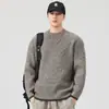 Suéter Americano Novo de Lã Pesada com Padrão de Abacaxi para Homens 2026, Jaqueta Tricotada Vintage de Inverno Falsa Duas Peças com Gola Redonda para Homens