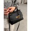 Bolsa de Mão de Luxo de Nicho Bolsa Tote Pequena para Mulheres 2025 Nova Bolsa Quadrada Pequena de Camurça Retrô Bolsa Transversal Simples