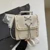 Mochila retrô estilo acadêmico 2026 primavera nova moda bolsa de mão bolsa transversal para o dia a dia bolsa quadrada pequena de grande capacidade