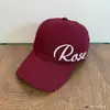 Boné de Baseball Bordado Lateral com Rosa, Versátil para Primavera e Verão, Estilo Coreano, Boné de Topo Macio de Alta Qualidade, Moderno e Versátil