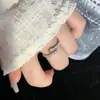 Anillo Abierto de Serpiente con Diamantes Completos de Lujo Ligero Estilo Francés Sentido de Alta Gama Anillo de Dedo Simple Elegante Versátil Estilo Frío de Ins para Mujer