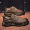 Botas para Hombre de Caña Baja Otoño Nuevo Negro Fabricante Zapatos de Trabajo Estilo Coreano Moda Casual Botas de Cuero para Hombre