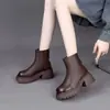 2026 Novas Botas Martin de Outono Quentes para Mulheres Baixinhas Sola Grossa Aumenta Altura Emagrecedoras Botas Curtas Botas de Algodão Britânicas