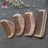 Pente de mogno natural espesso de material antigo para homens e mulheres pente de cabeça de sândalo esculpido pente doméstico durável pequeno pente de mogno